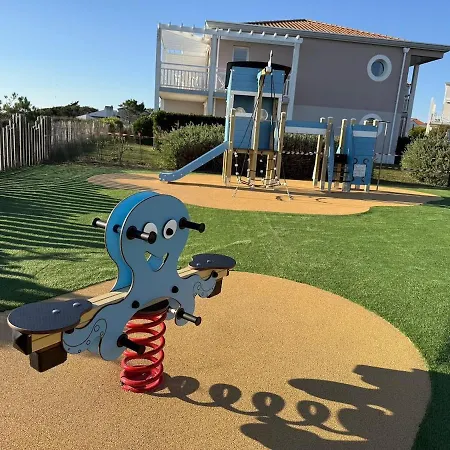 Renove, 3pers Avec Terrasse Et Piscine D18 Apartmán Les Sables-dʼOlonne