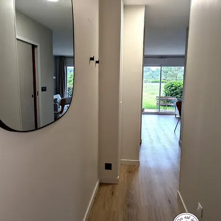 Renove, 3pers Avec Terrasse Et Piscine D18 *